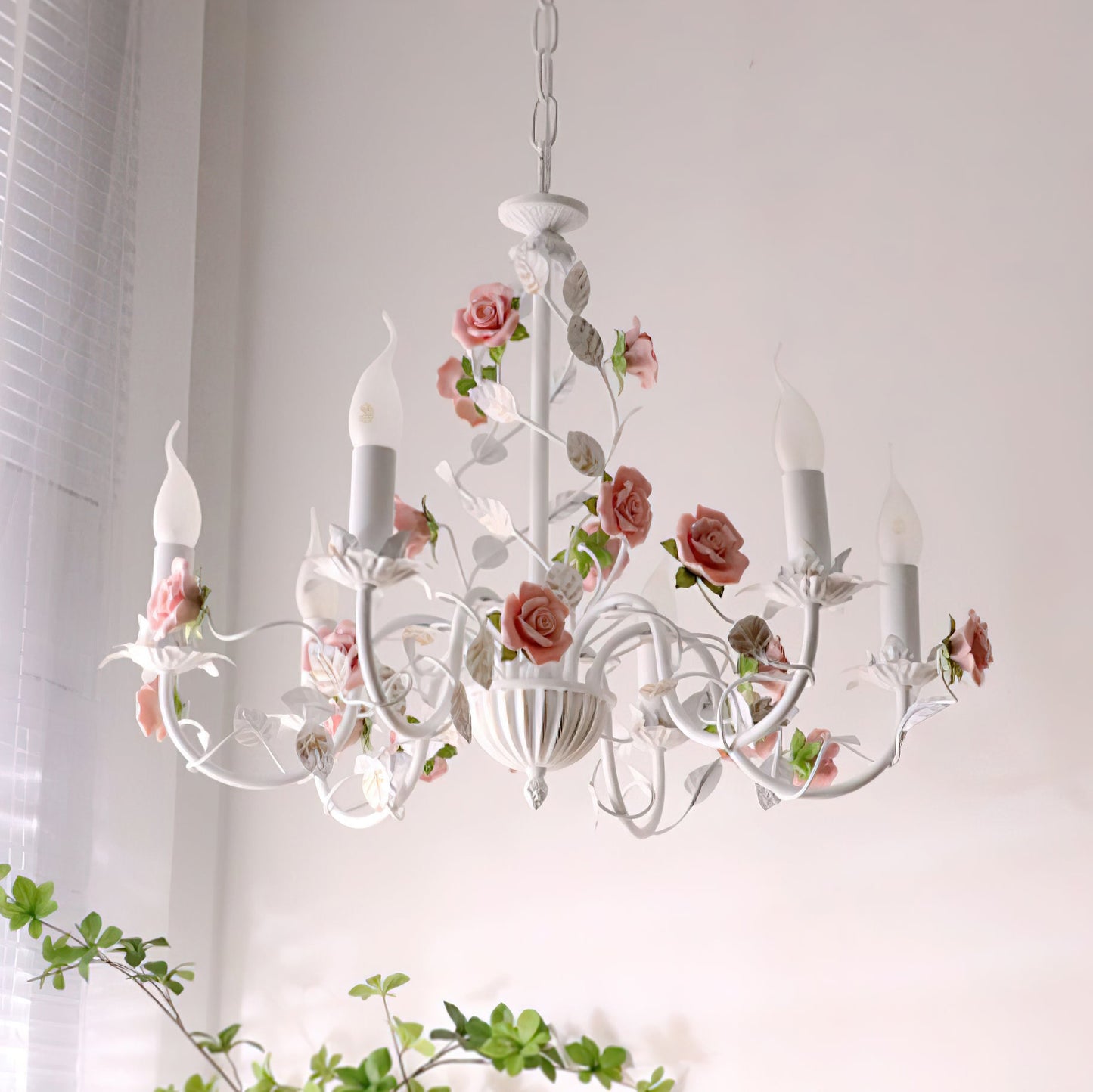Beauty | Rose Flowers Chandelier