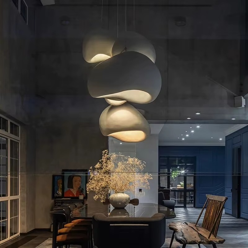 Rui | Timeless Pendant for Home and Office